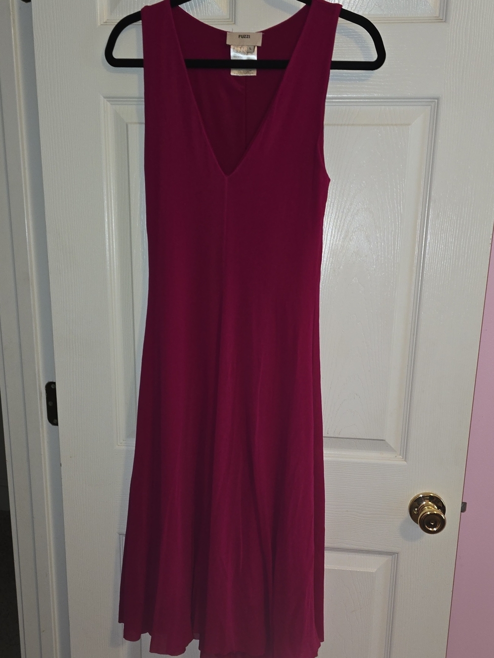 V-Neck Sleeveless Midi Dress‎ in Magenta